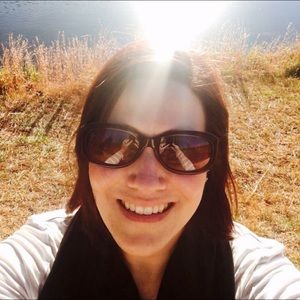 Meet your Posher, Tania